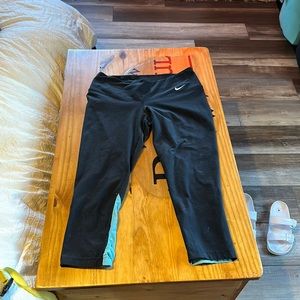 Nike leggings